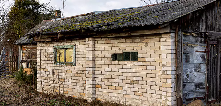 Cracks in Foundation Walls or Slab in Balch Springs, TX