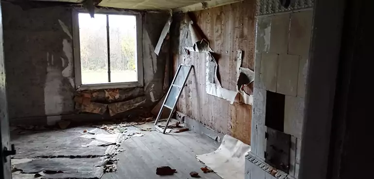 Why Selling a Distressed House Through Traditional Methods Fails in Balch Springs